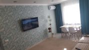 Сдам посуточно евро-трехкомнатную квартиру 60 м2 фотография